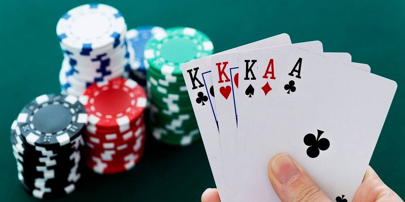 Cách đánh chuẩn xác của game bài Poker 8KBET 